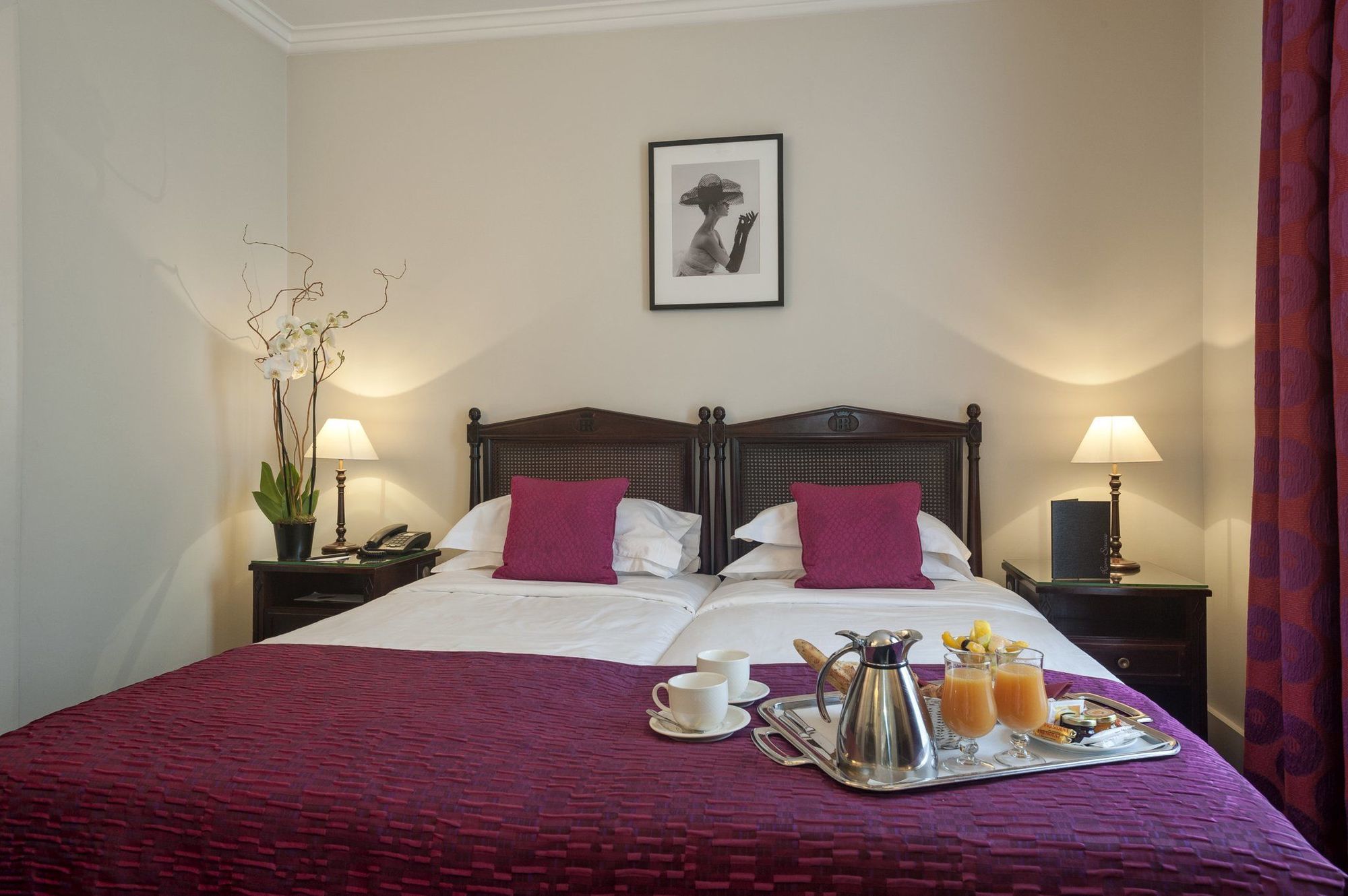 Hotel Royal Saint Honore Paris Louvre Room photo